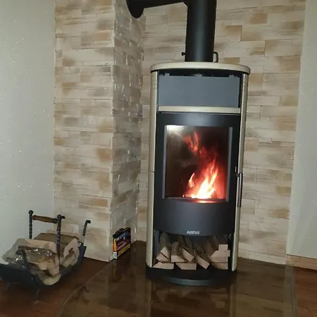 Casa de Férias Vulkaneifel Haus Pesch