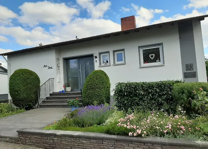 Дом отдыха Vulkaneifel Haus Pesch *